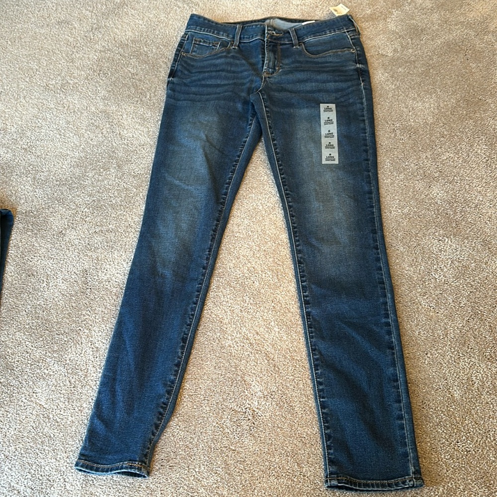NWT Old Navy Rockstar SS Jeans Tall/Long